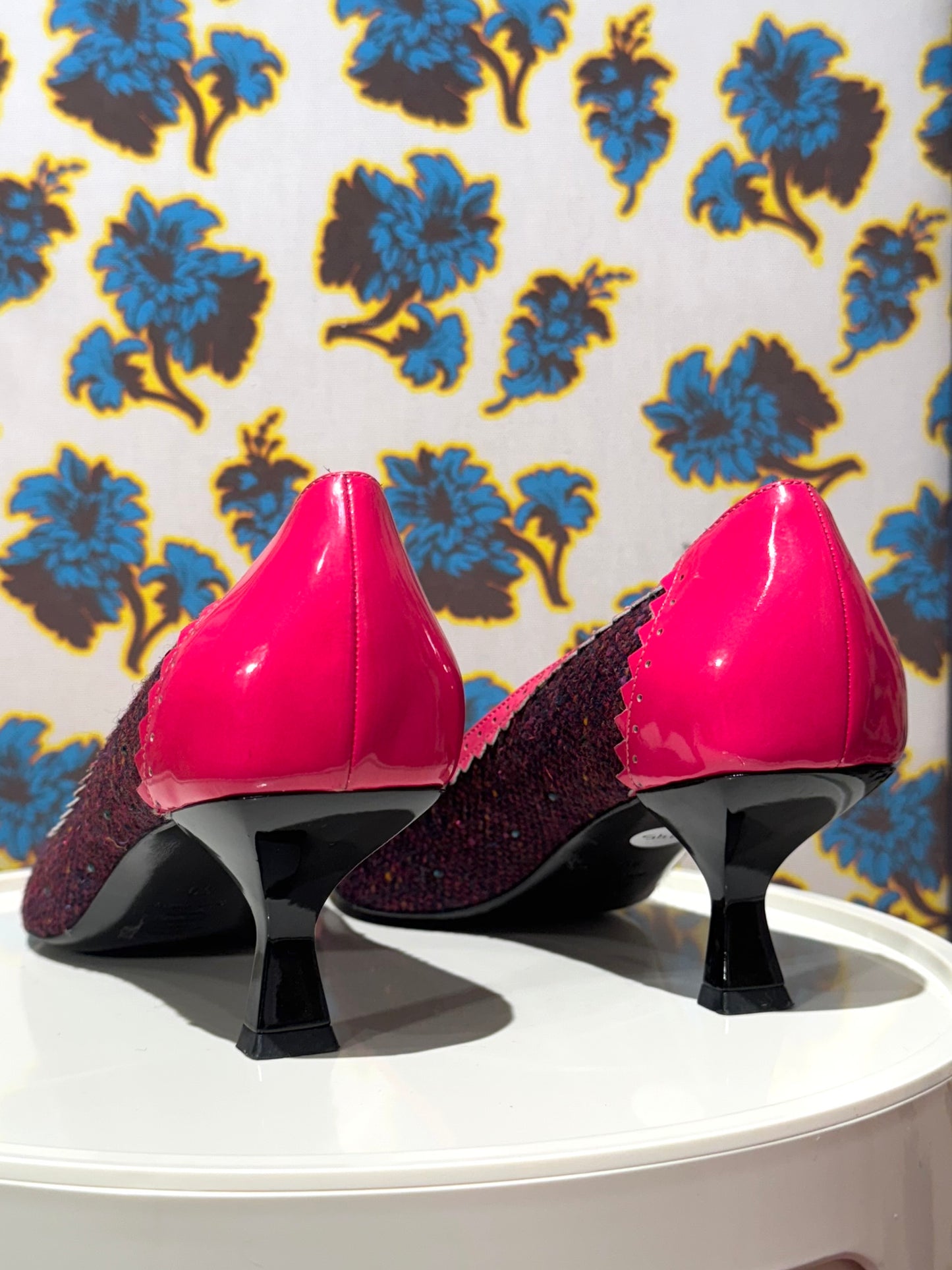 Moschino Cheap & Chic Pink Tweed Kitten Heels