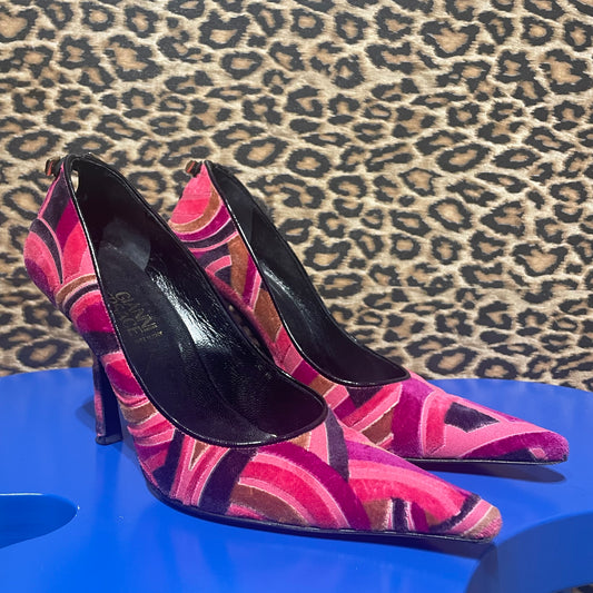 Gianni Versace 1990s Velvet Pumps 36