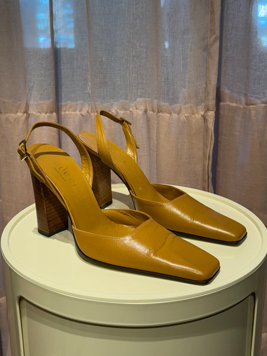 Gucci Tan Square Toe Pumps 7