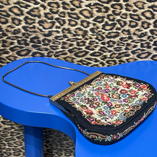 Vintage Floral Embroidered Kiss Lock Bag