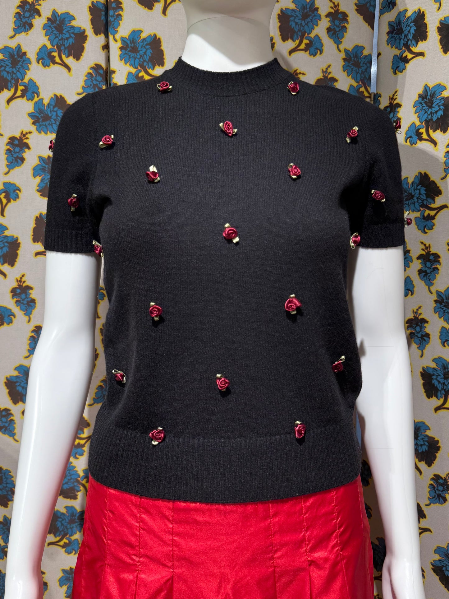 D&G Rosette Knit Top