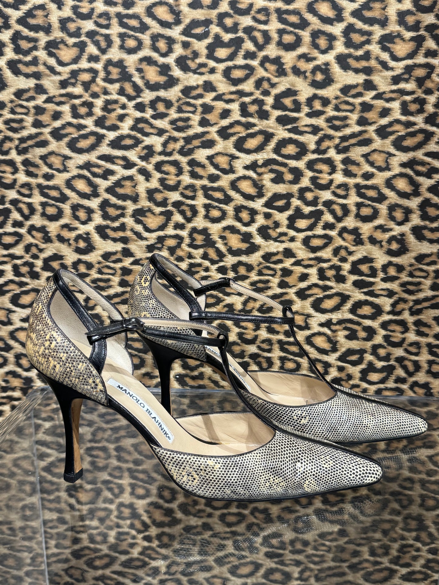 Manolo Blahnik Crocodile Pumps 38