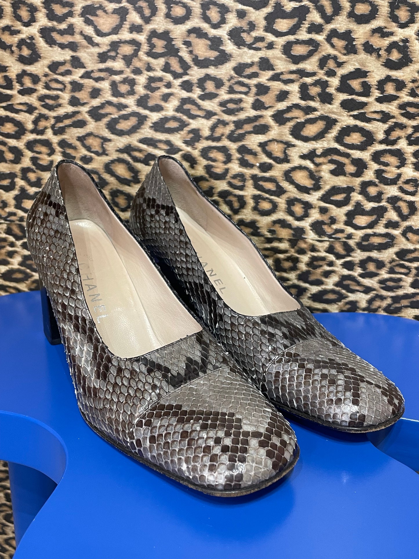 Chanel Python Pumps 39