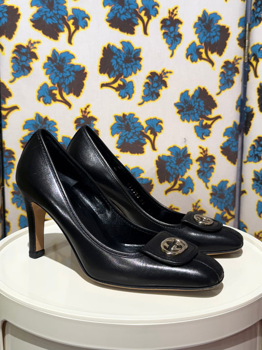 Gucci Black Leather ‘G’ Pumps 36