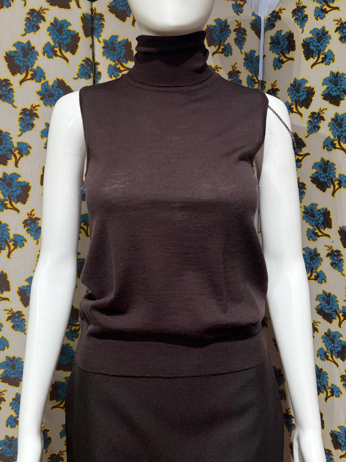 Chloé F/W 2001 Sleeveless Turtleneck