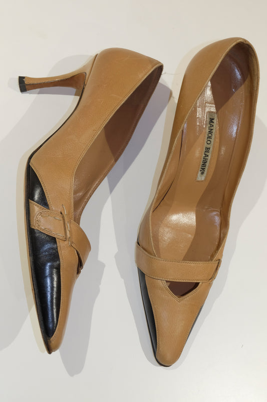 Manolo Blahnik Tan and Black Kitten Heels