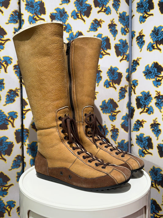 Prada Car Shoe Shearling Lace Up Boots 35.5